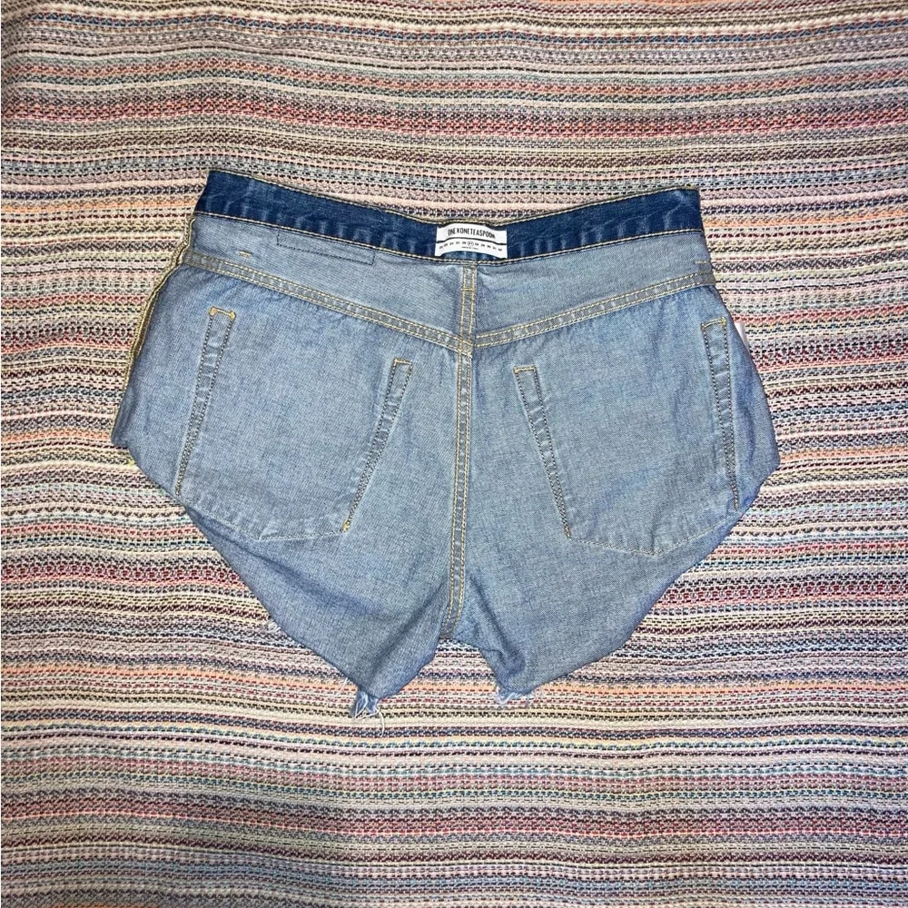ONE X ONE TEASPOON Bandits Shorts, Size 27 - Picture 8 of 12